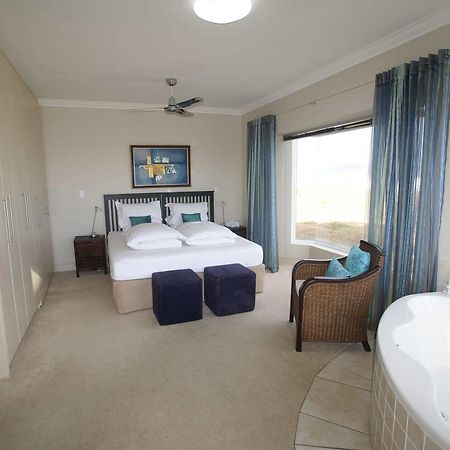 At The Rocks Guesthouse Langebaan Εξωτερικό φωτογραφία