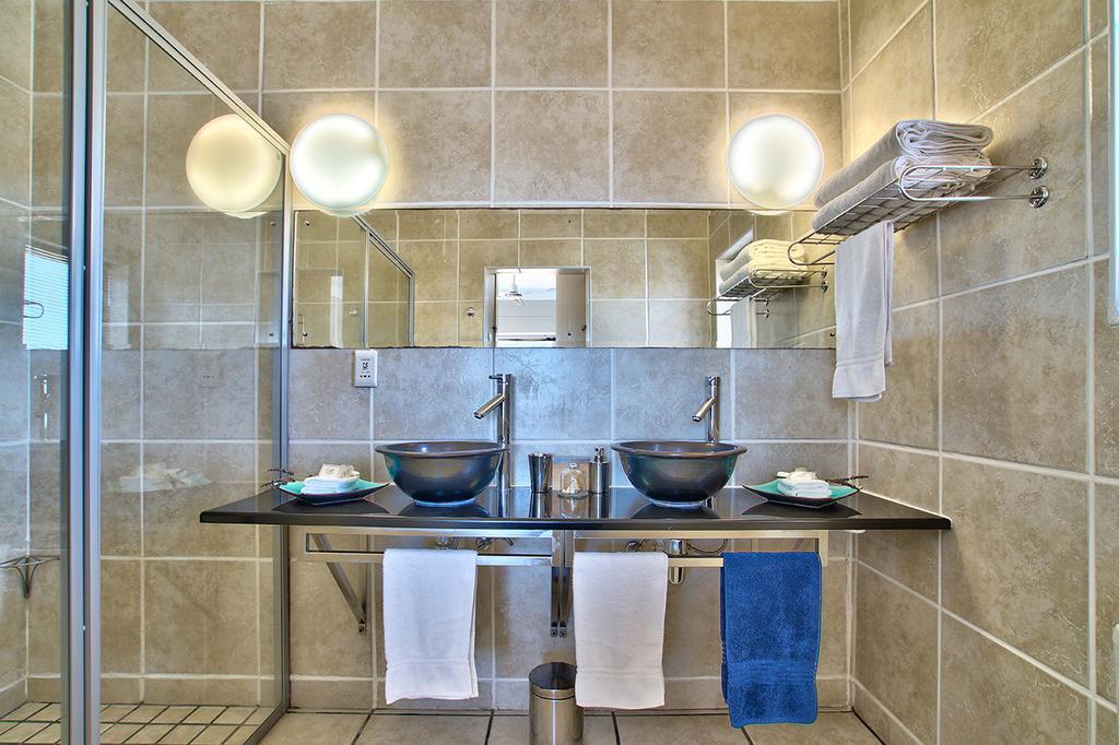 At The Rocks Guesthouse Langebaan Εξωτερικό φωτογραφία