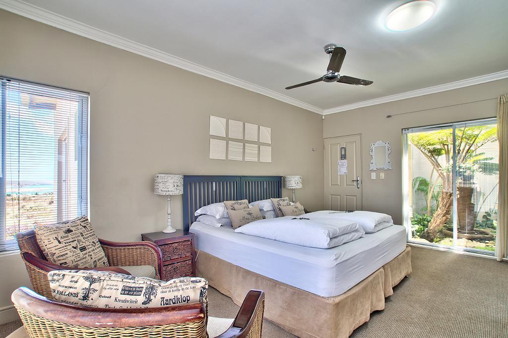 At The Rocks Guesthouse Langebaan Εξωτερικό φωτογραφία